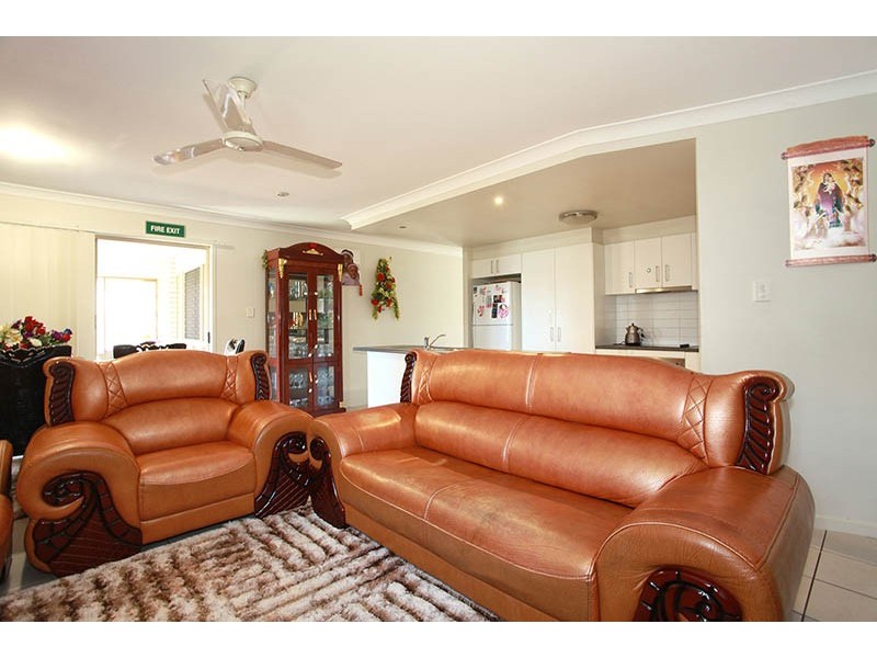13 Rasmussen Avenue, Marsden QLD 4132