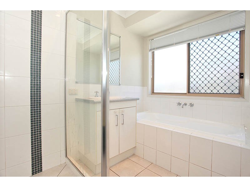 13 Rasmussen Avenue, Marsden QLD 4132