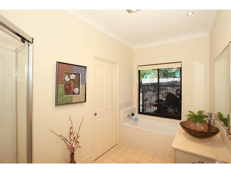 203 Rossmore Road, Chambers Flat QLD 4133