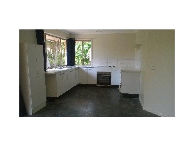 8 Paluma Court, Marsden QLD 4132