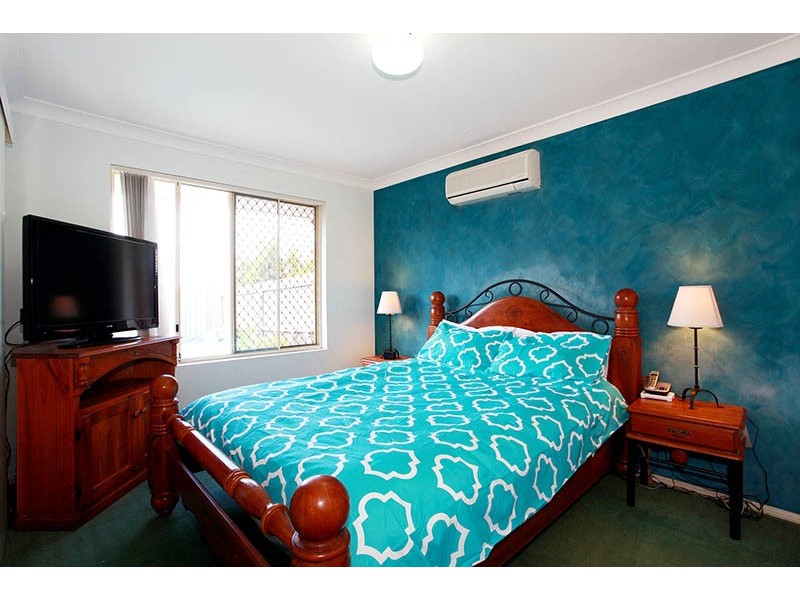 5 Mckenzie Court, Crestmead QLD 4132