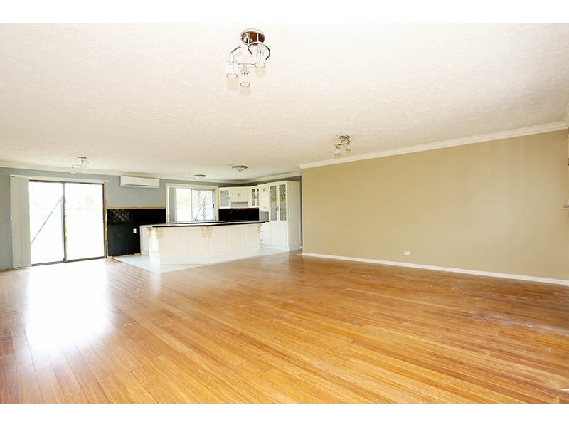 49 Bluegum Drive, Marsden QLD 4132