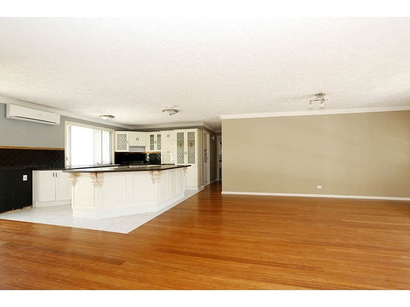 49 Bluegum Drive, Marsden QLD 4132