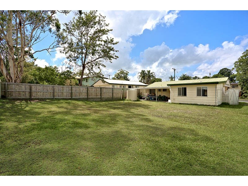 8 Bloodwood St, Crestmead QLD 4132