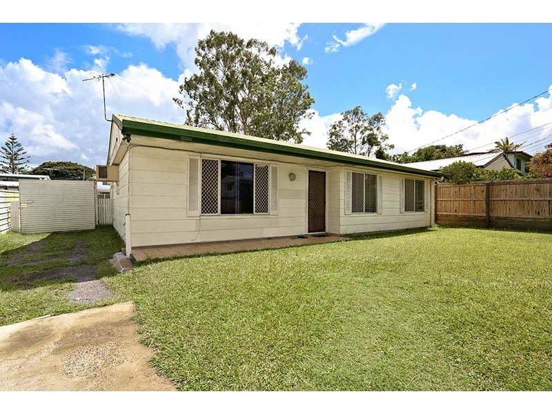 8 Bloodwood St, Crestmead QLD 4132