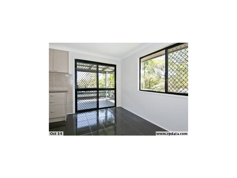 4 BUSHLARK, Crestmead QLD 4132