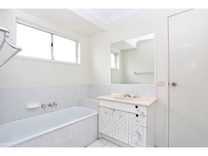 6 Darryl Street, Loganlea QLD 4131