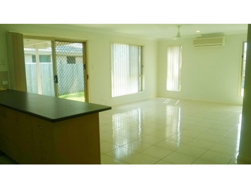 14 Crescendo Place, Crestmead QLD 4132