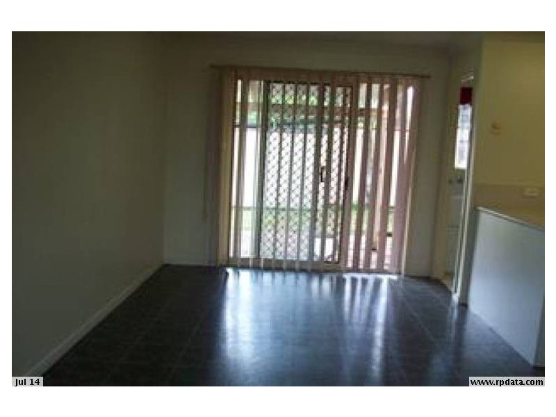 1/8 Monash Road, Loganlea QLD 4131