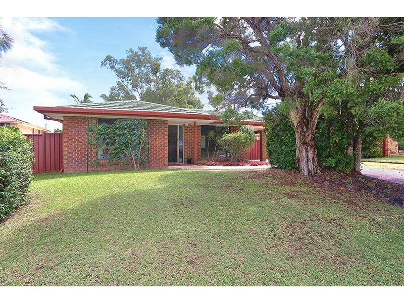20 Emerald Drive, Regents Park QLD 4118