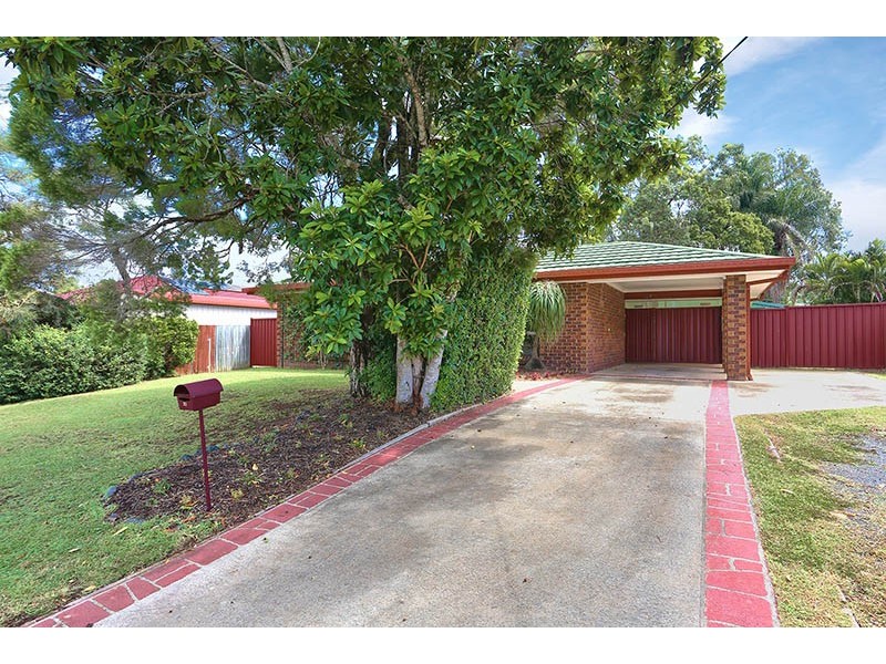 20 Emerald Drive, Regents Park QLD 4118