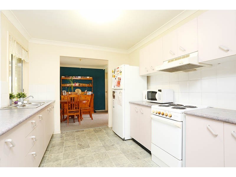 18 Debanie Court, Marsden QLD 4132