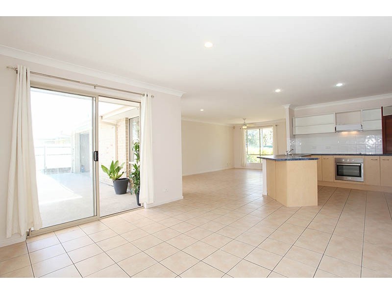 18 Short Street, Waterford West QLD 4133