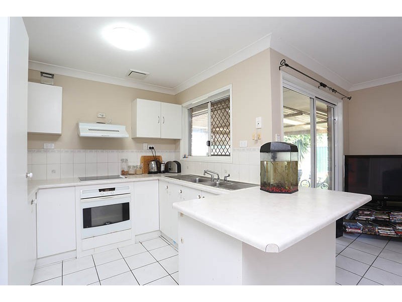27 Jay Street, Marsden QLD 4132