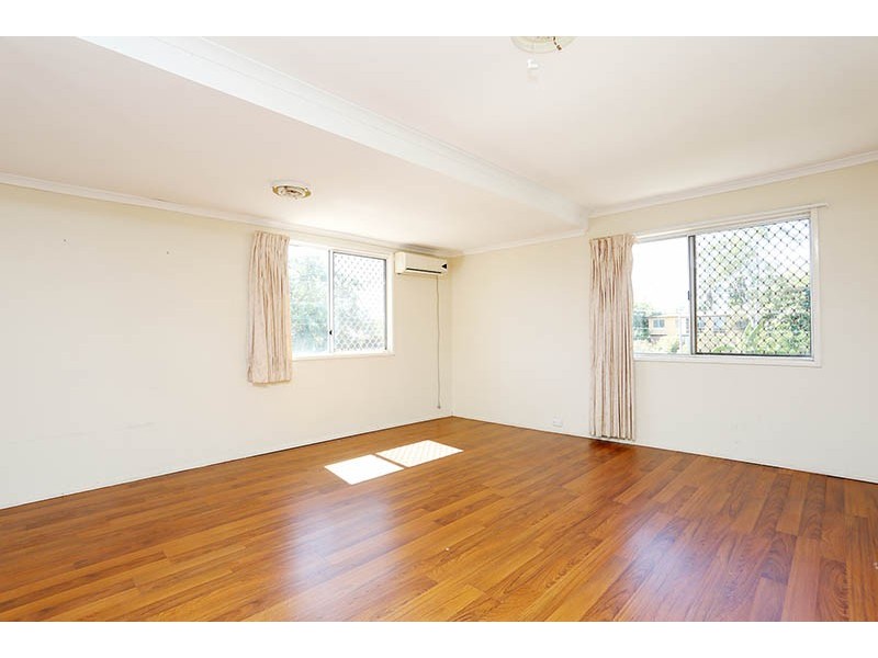 33 Coachwood Street, Crestmead QLD 4132
