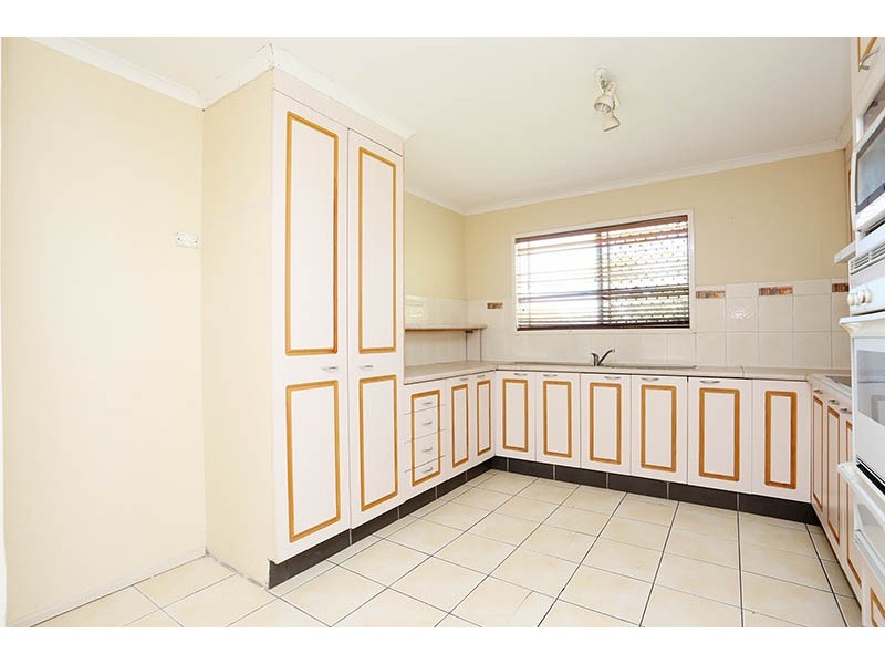 33 Coachwood Street, Crestmead QLD 4132