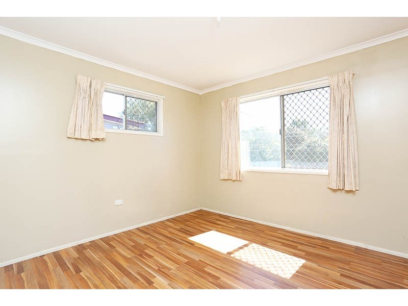 33 Coachwood Street, Crestmead QLD 4132