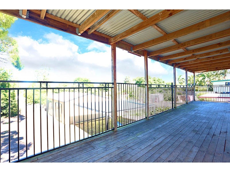 33 Coachwood Street, Crestmead QLD 4132