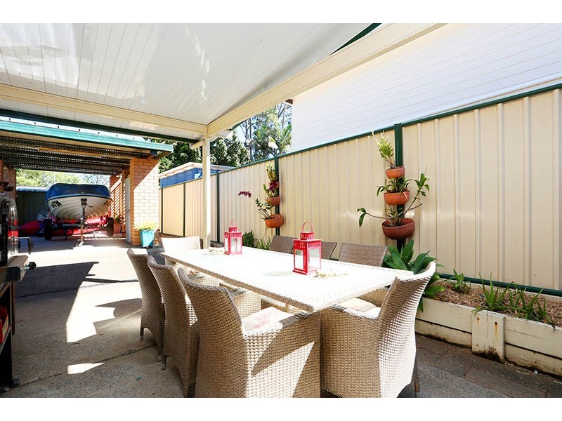 34 Hickory St, Marsden QLD 4132