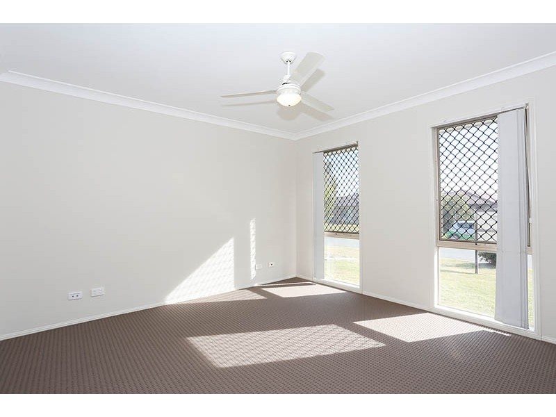 5 Elcock Ave, Crestmead QLD 4132