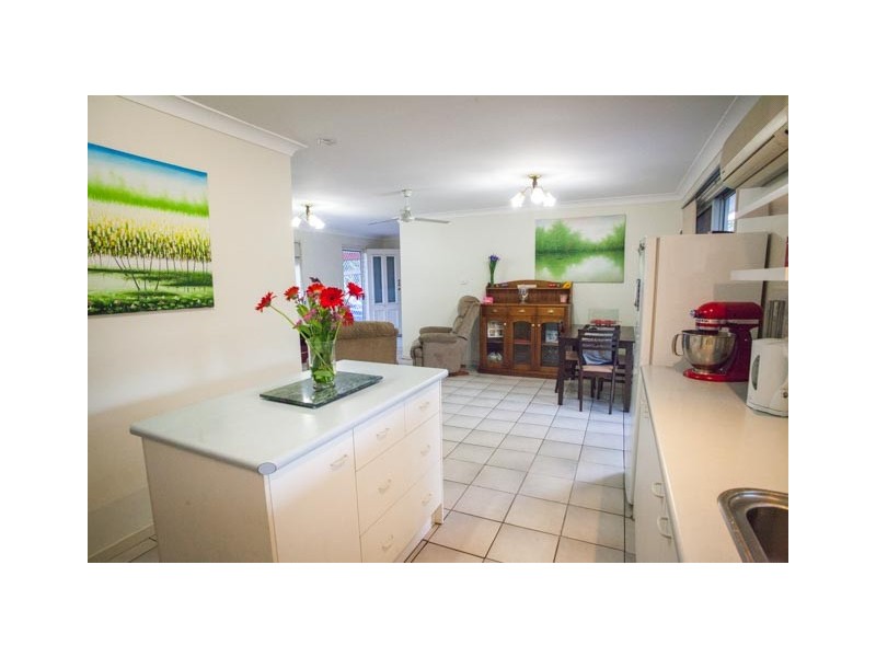 16 Maple Street, Marsden QLD 4132