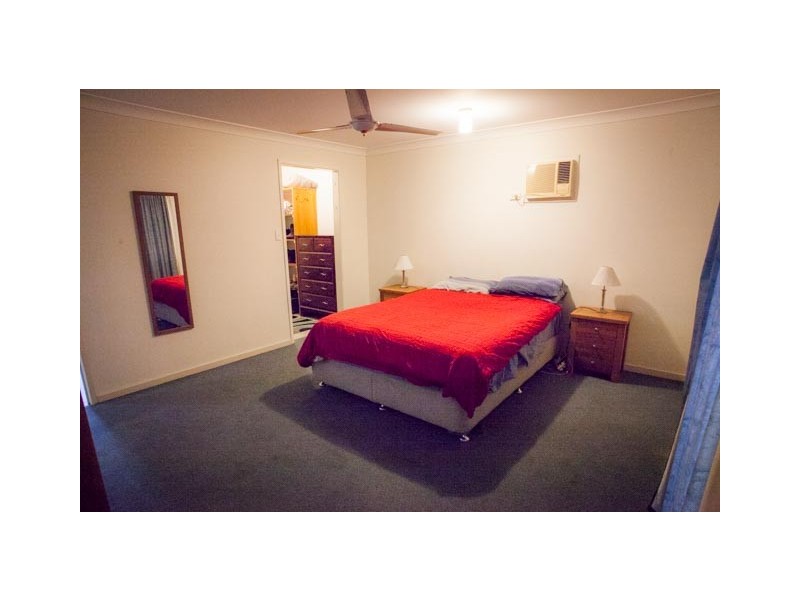 16 Maple Street, Marsden QLD 4132