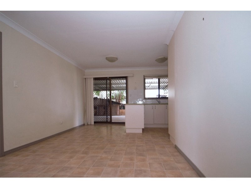 103 Waratah Drive, Crestmead QLD 4132