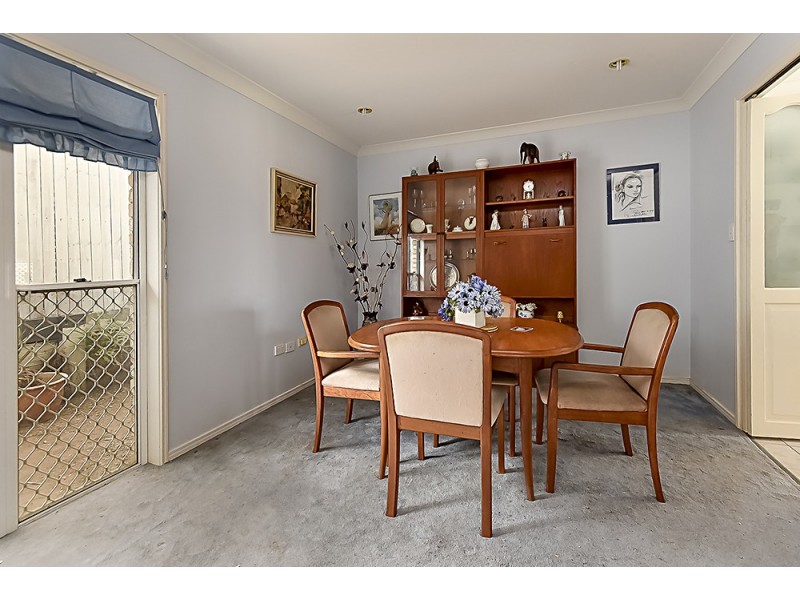 5 Iberis Court, Regents Park QLD 4118