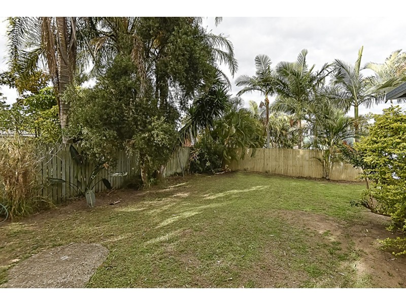 5 Iberis Court, Regents Park QLD 4118