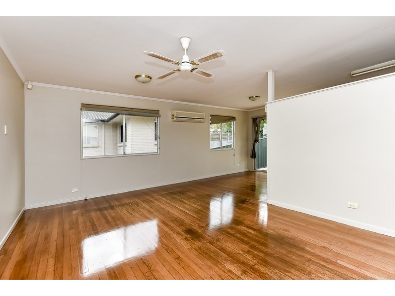 6 Henty Street, Woodridge QLD 4114