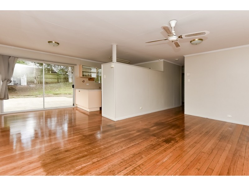 6 Henty Street, Woodridge QLD 4114