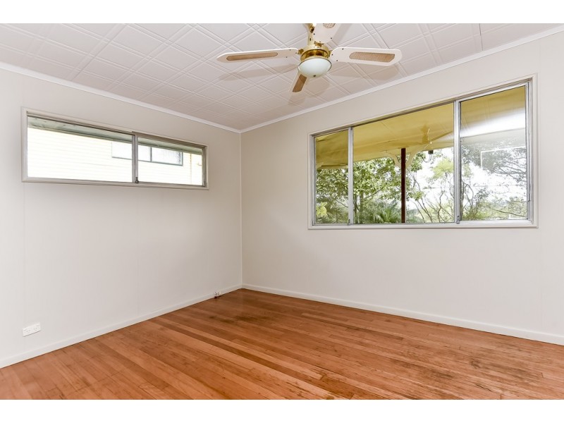 6 Henty Street, Woodridge QLD 4114