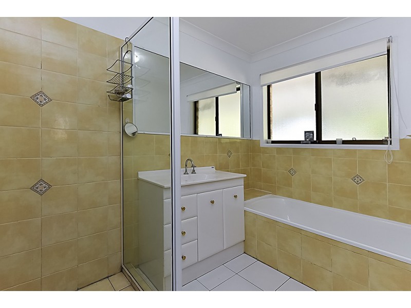 5 Bluegum drive, Marsden QLD 4132