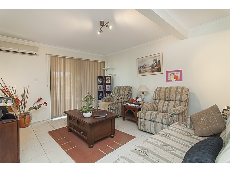 2 Wilga Street, Crestmead QLD 4132