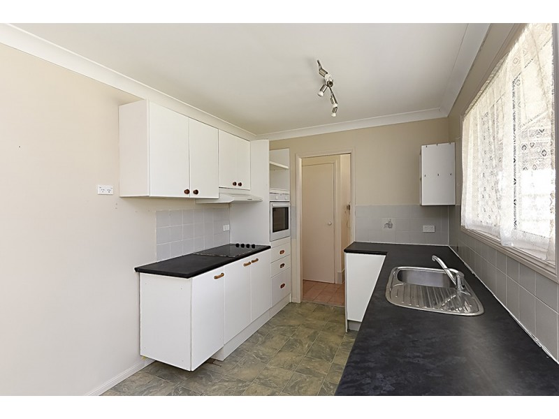 16 Myrtle Street, Waterford West QLD 4133