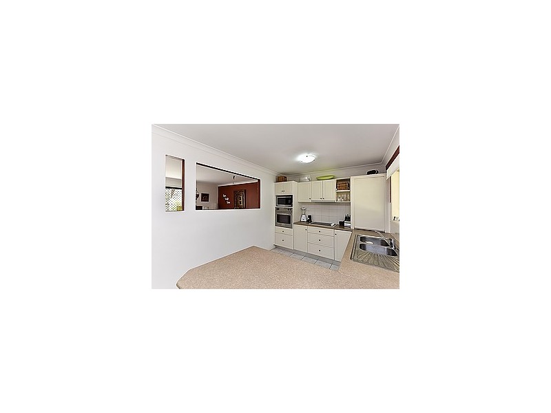 5 Bluegum Drive, Marsden QLD 4132