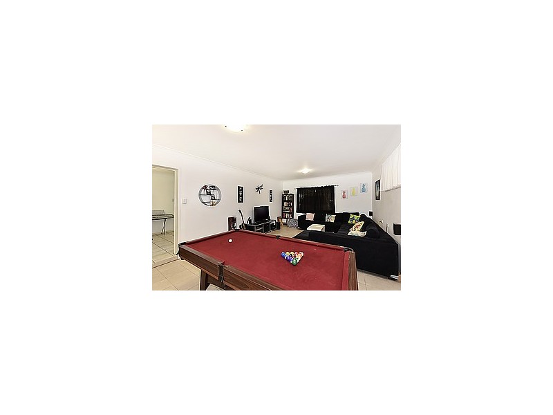 5 Bluegum Drive, Marsden QLD 4132