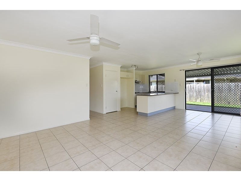 52 Waters Street, Waterford West QLD 4133