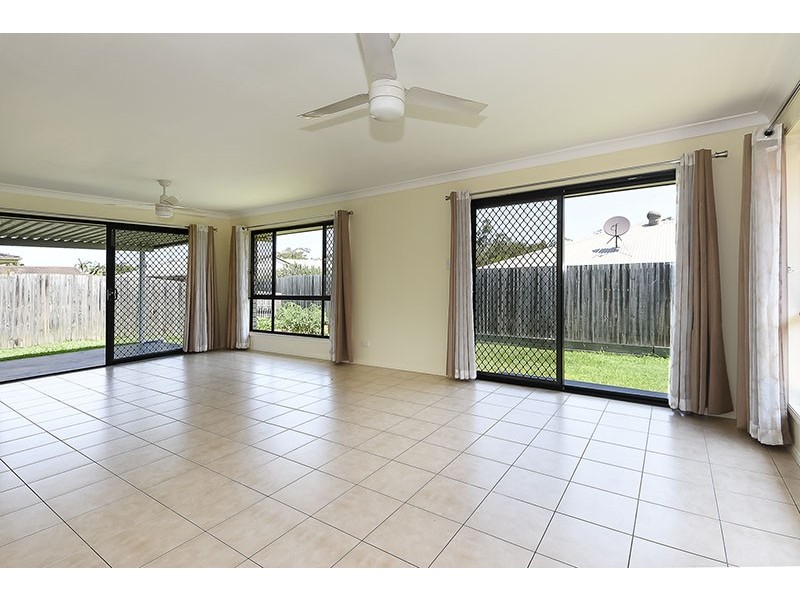 52 Waters Street, Waterford West QLD 4133