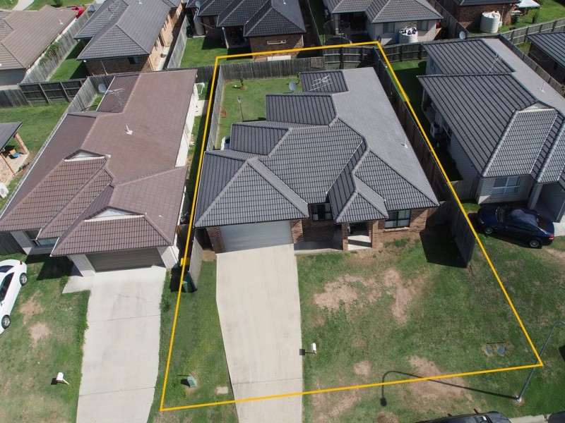 14 Newhaven St, Marsden QLD 4132