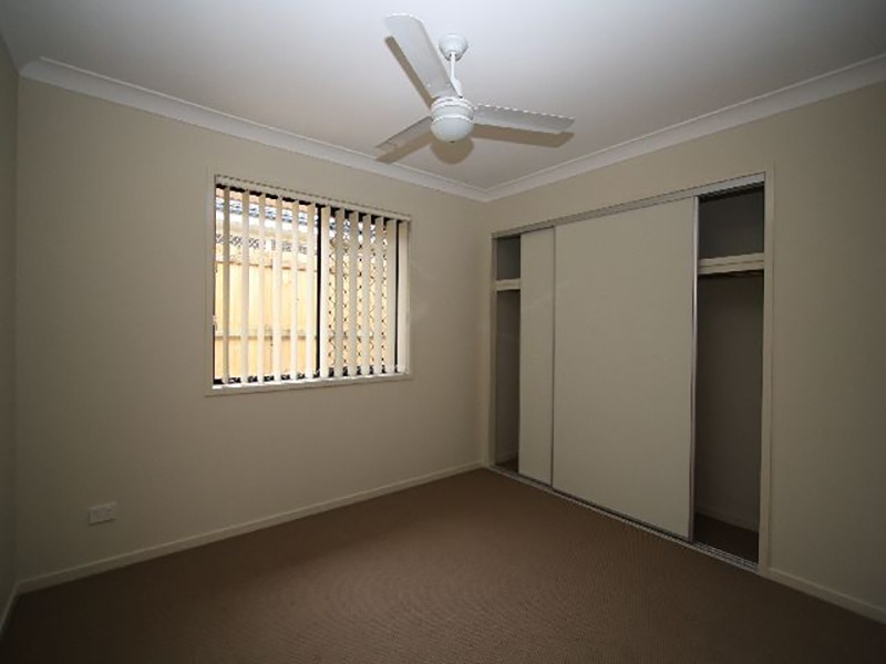 14 Newhaven St, Marsden QLD 4132