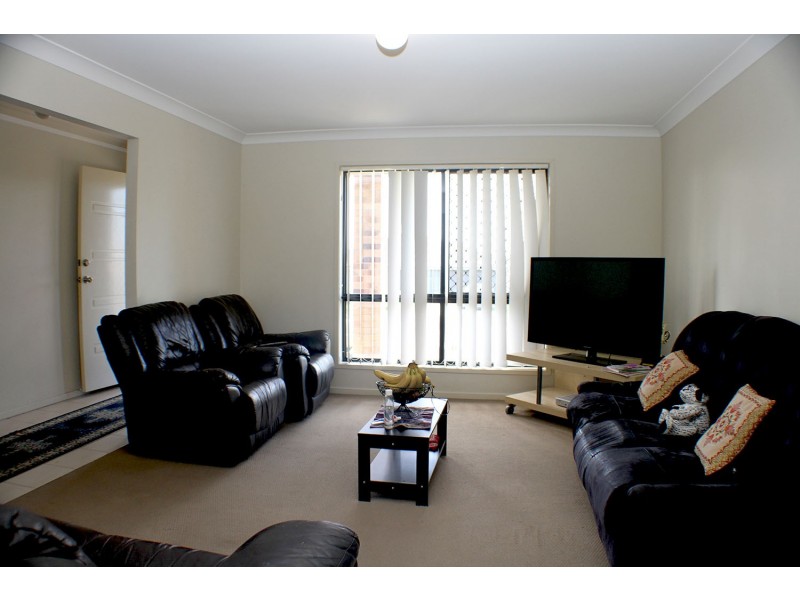 14 Newhaven St, Marsden QLD 4132