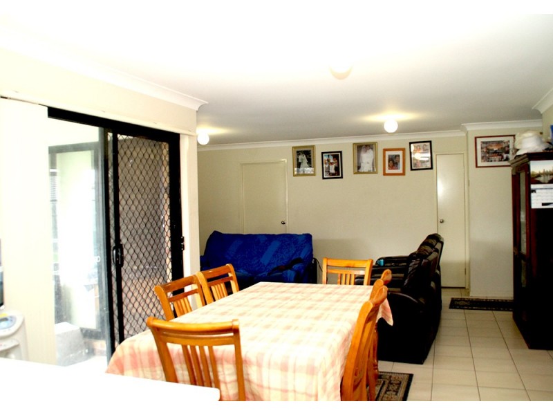 14 Newhaven St, Marsden QLD 4132