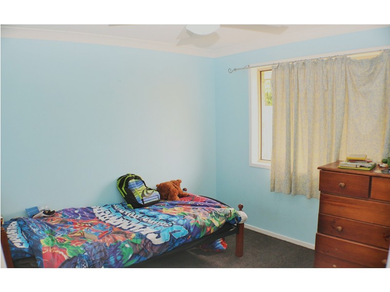 33 Wallace St, Crestmead QLD 4132