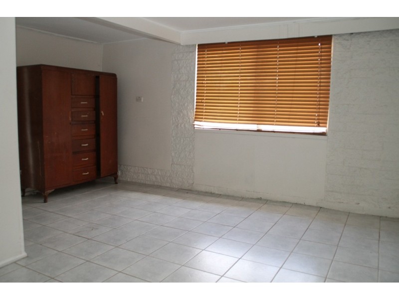 87 JUERS ST, Kingston QLD 4114