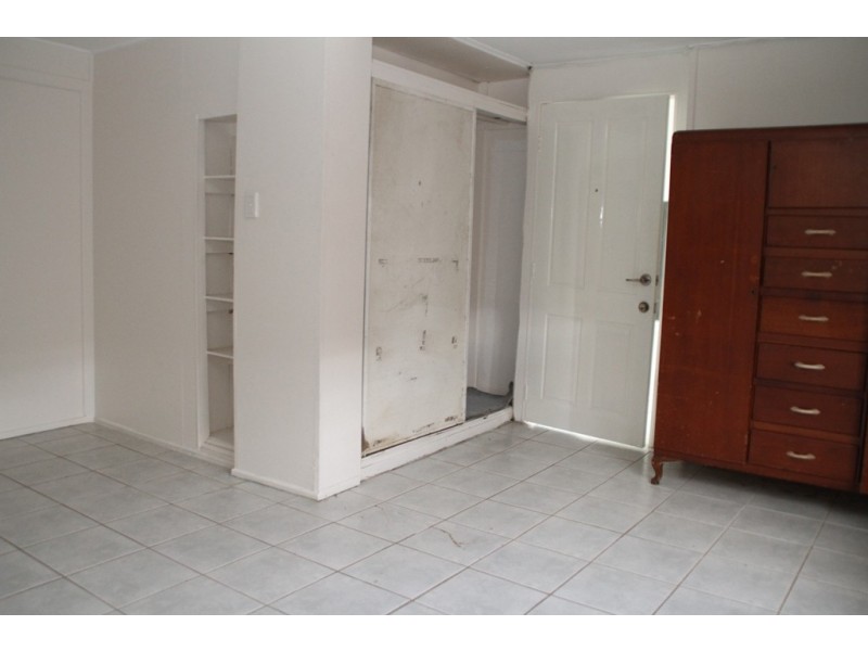 87 JUERS ST, Kingston QLD 4114