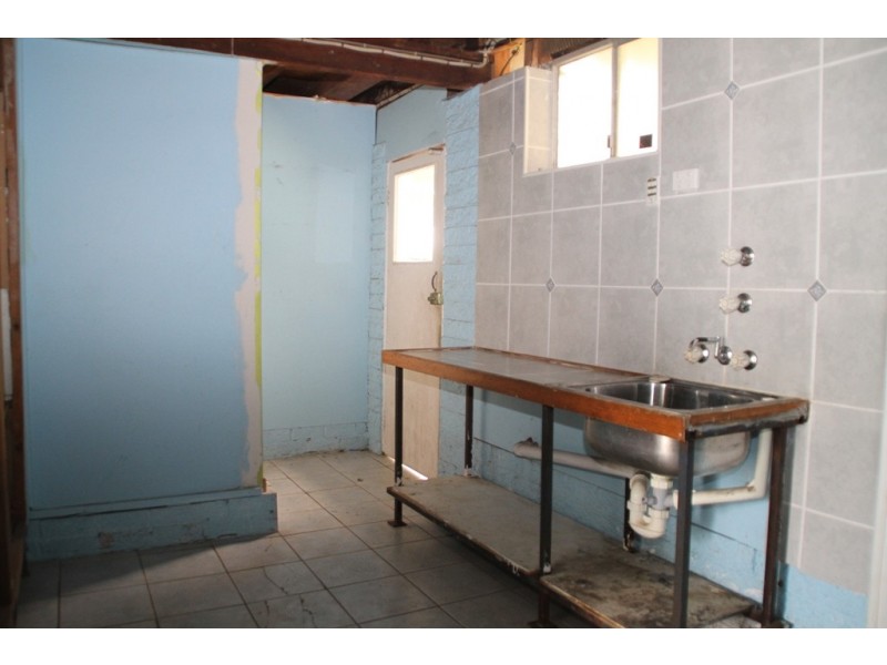 87 JUERS ST, Kingston QLD 4114