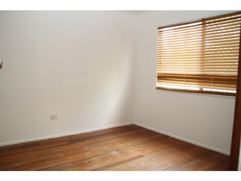 87 JUERS ST, Kingston QLD 4114