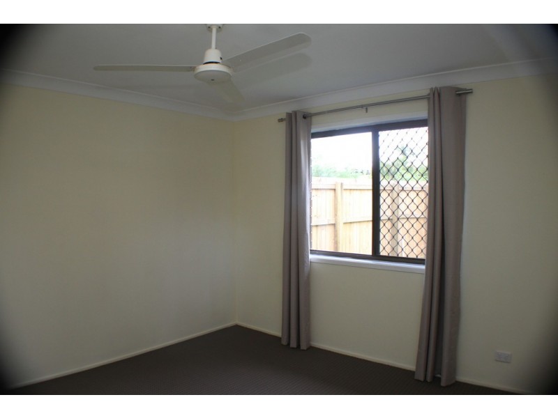 4B Woodburn St, Marsden QLD 4132