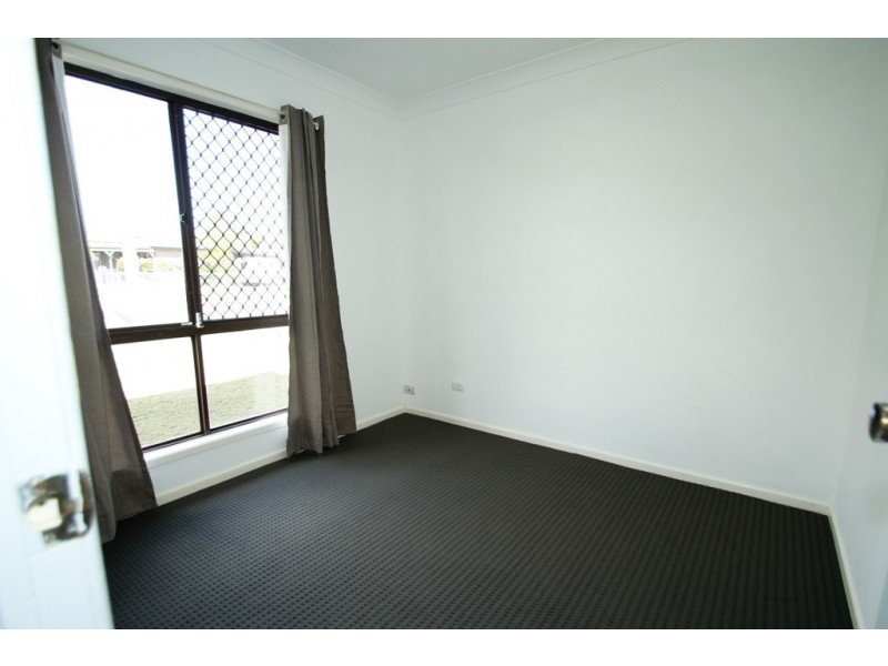 19 LOVE, Crestmead QLD 4132